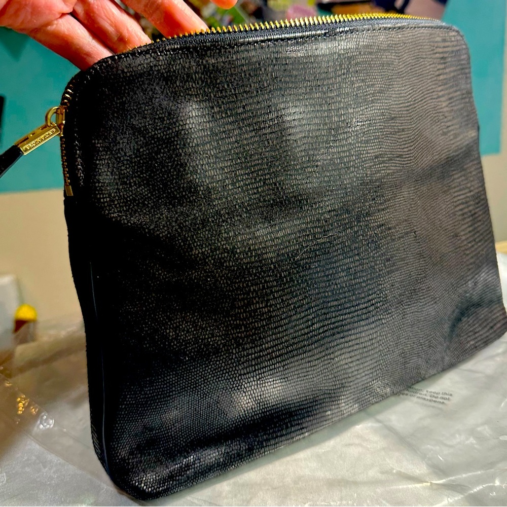 India Hicks gorgeous leather clutch!